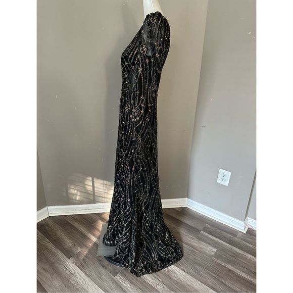 MAC DUGGAL EMBELLISHED LONG SLEEVE PLUNGE TRUMPET GOWN - Picture 6 of 11